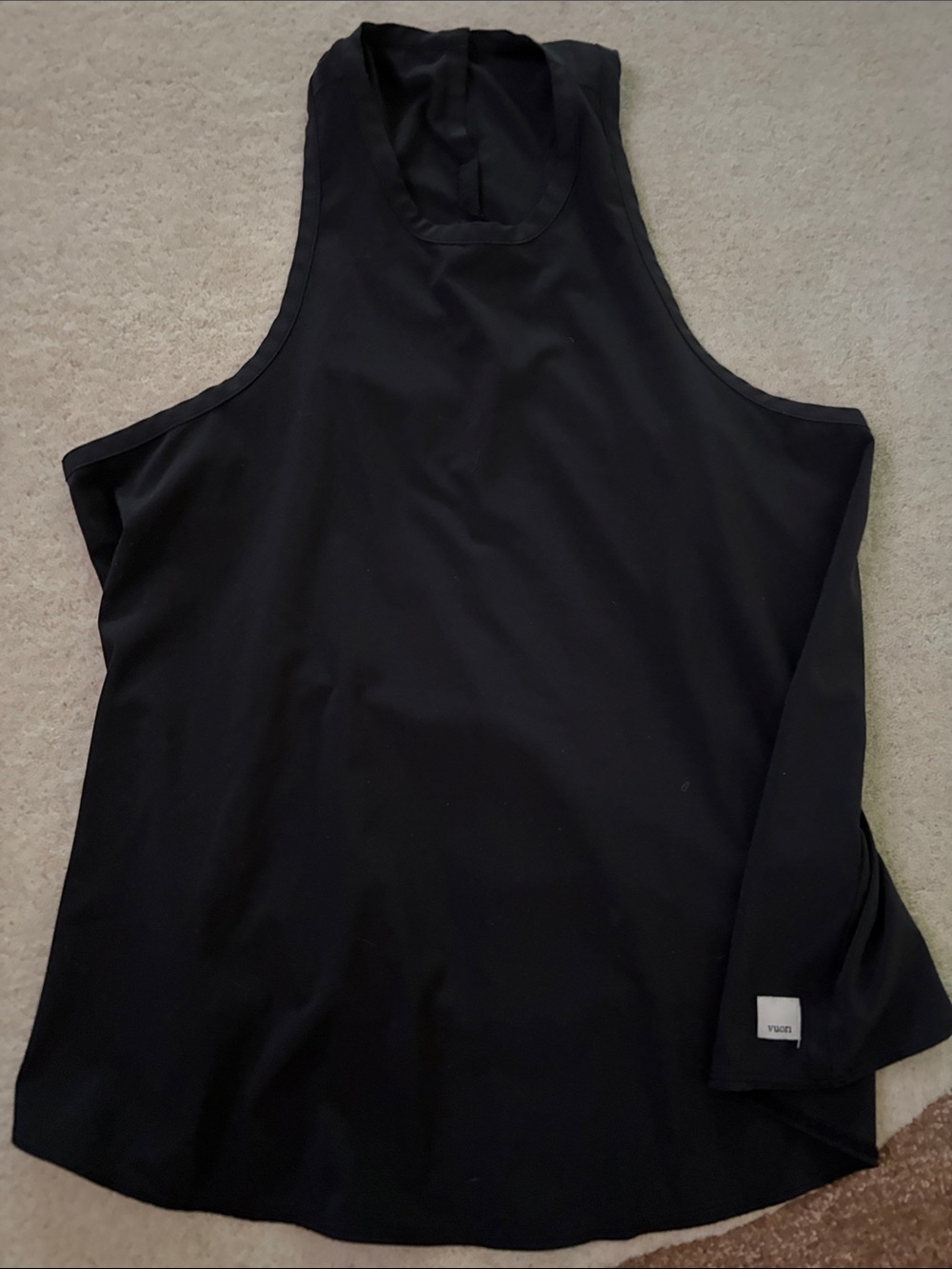 Vuori Black Racerback Silky Tank Small
